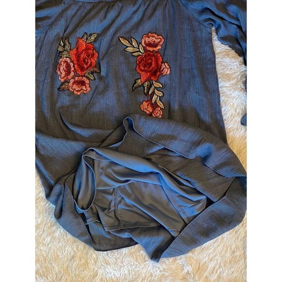 Moa Moa SZ M Woman’s Sexy Off The Shoulder Floral Embroidered Blouse/Top - Picture 9 of 11